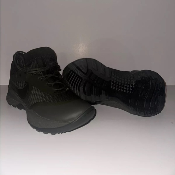 Nike React SFB Carbon - Men’s Size 7 - Picture 3 of 3